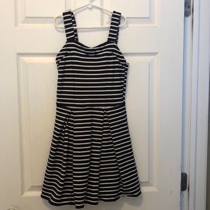 Girl’s Abercrombie dress